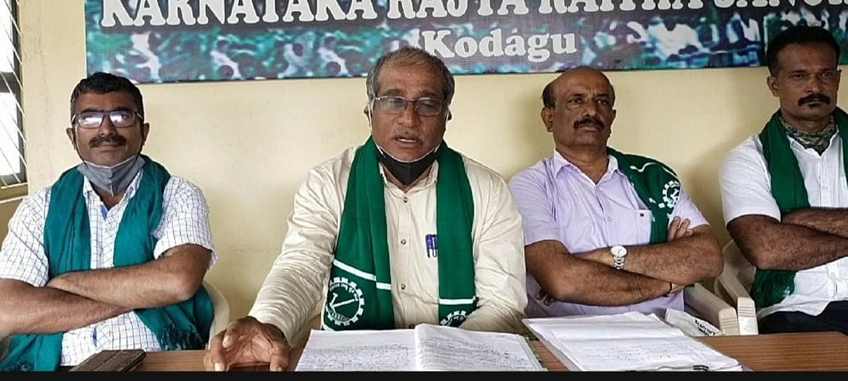 Raitha Sangha leaders address reporters in Gonikoppa on Friday.