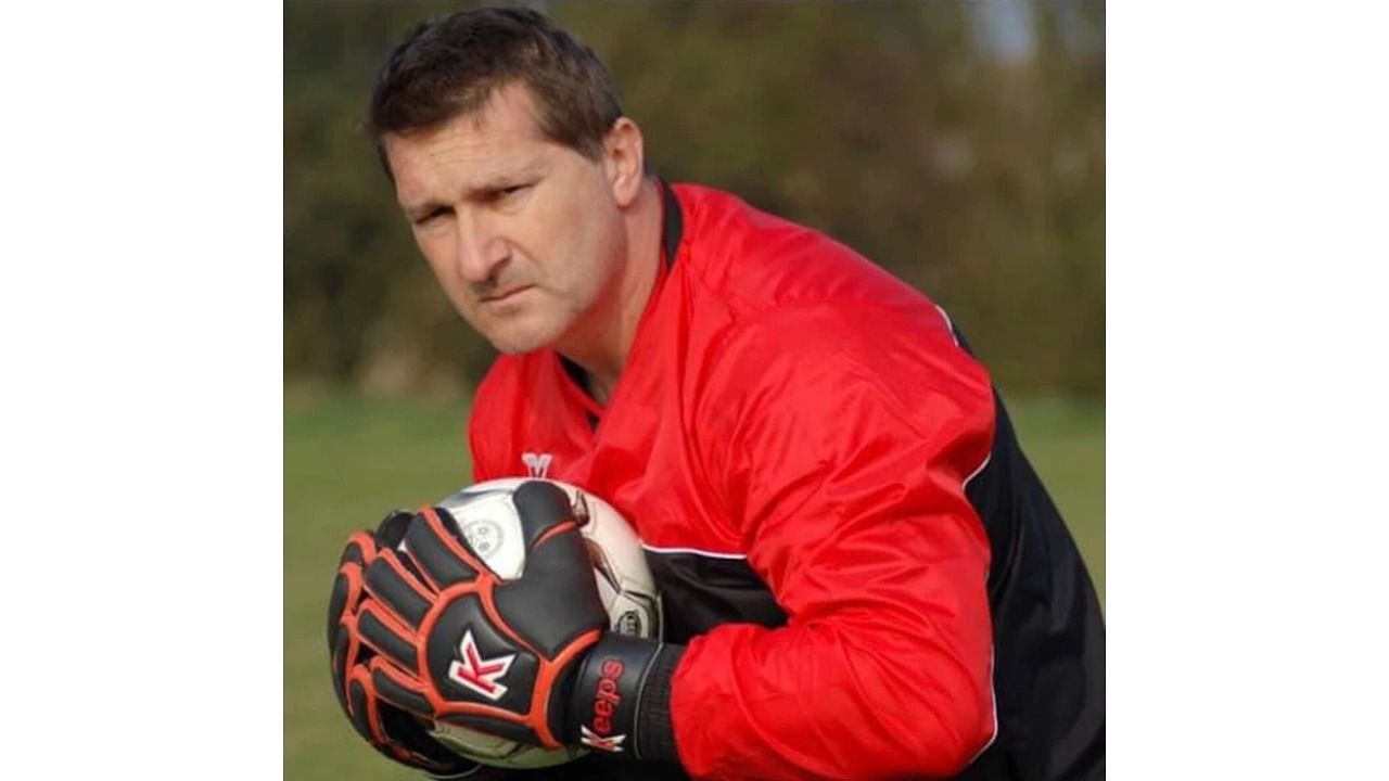  Chelsea's former goalkeeping coach Leslie Cleevely. Credit: SC East Bengal 