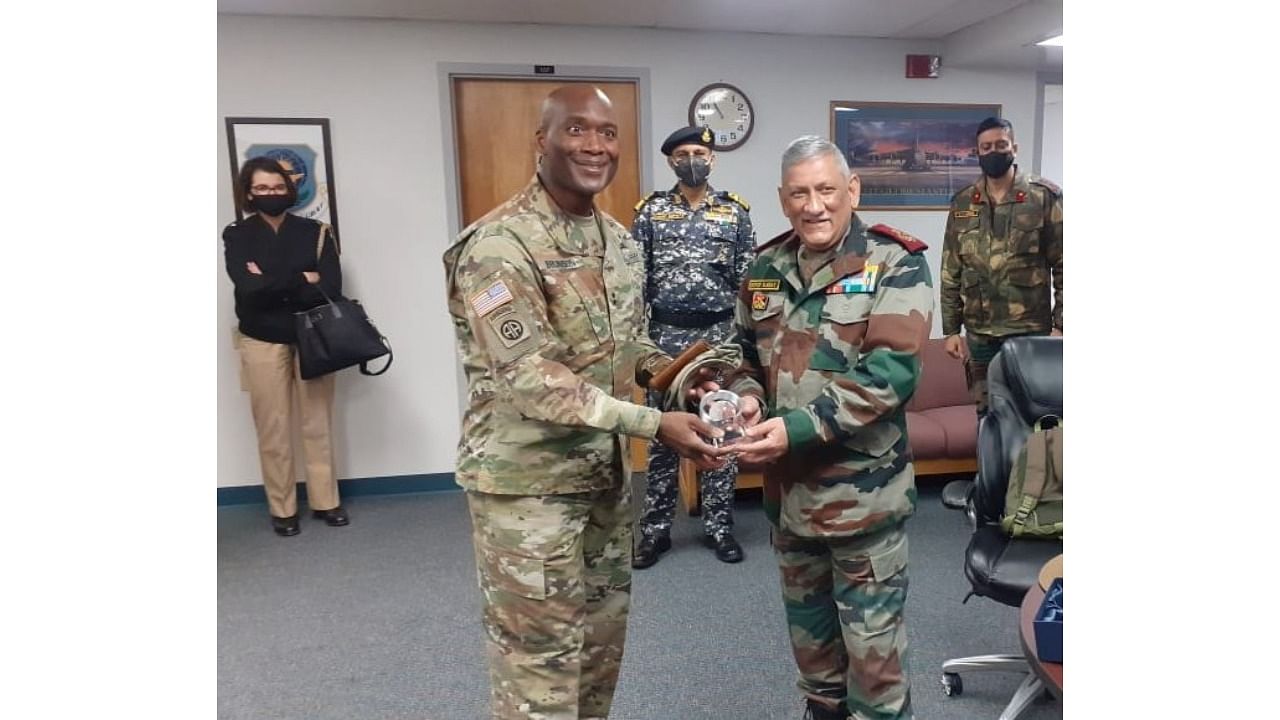Chief of Defence Staff of India General Bipin Rawat with USA Army personnel during his visit to the Joint Base Lewis-McChord, in Washington. Credit: Twitter/@adgpi