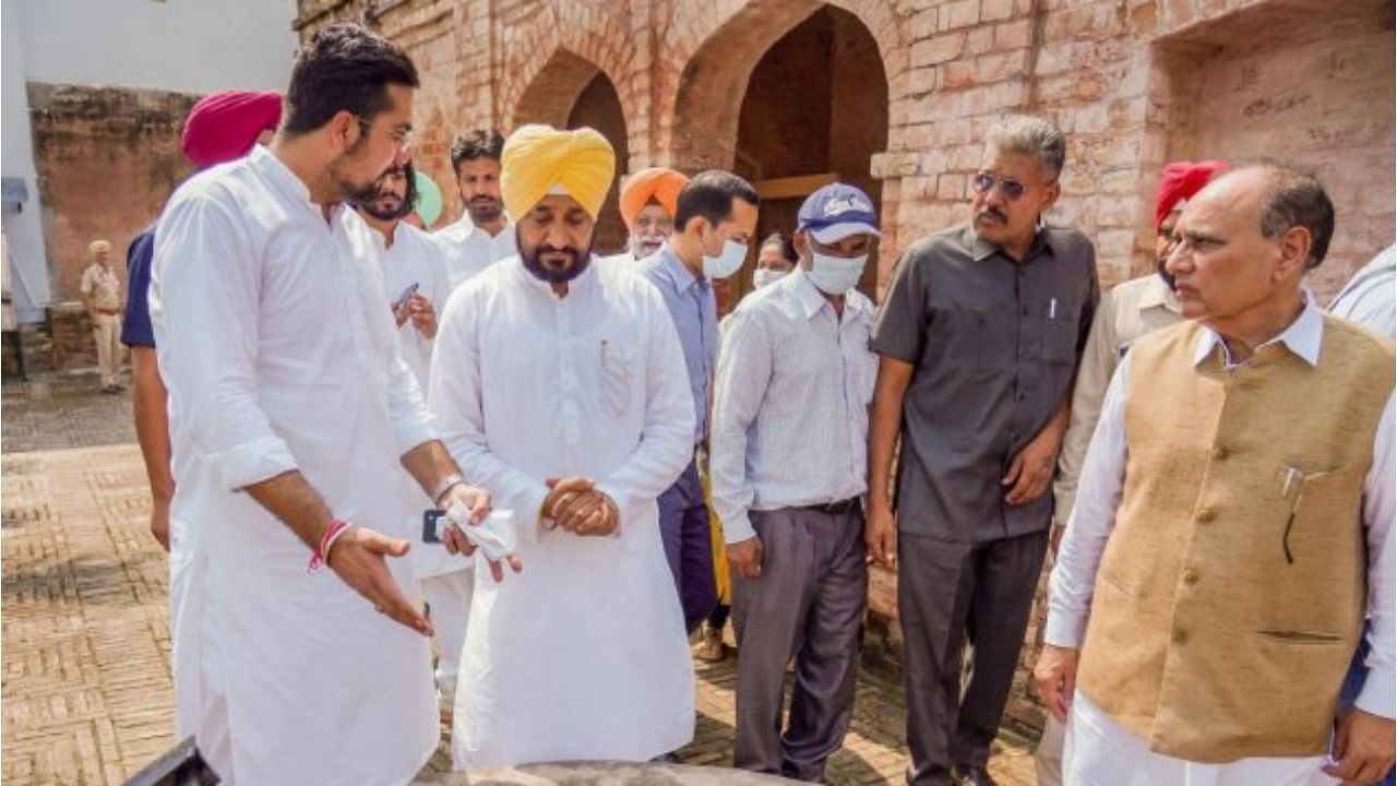 Punjab Chief Minister Charanjit Singh Channi during his visit to Shaheed-e-Aazam Bhagat Singh's house on his 114th birth anniversary, at Khatkar Kalan village in Shaheed Bhagat Singh Nagar. Credit: PTI Photo