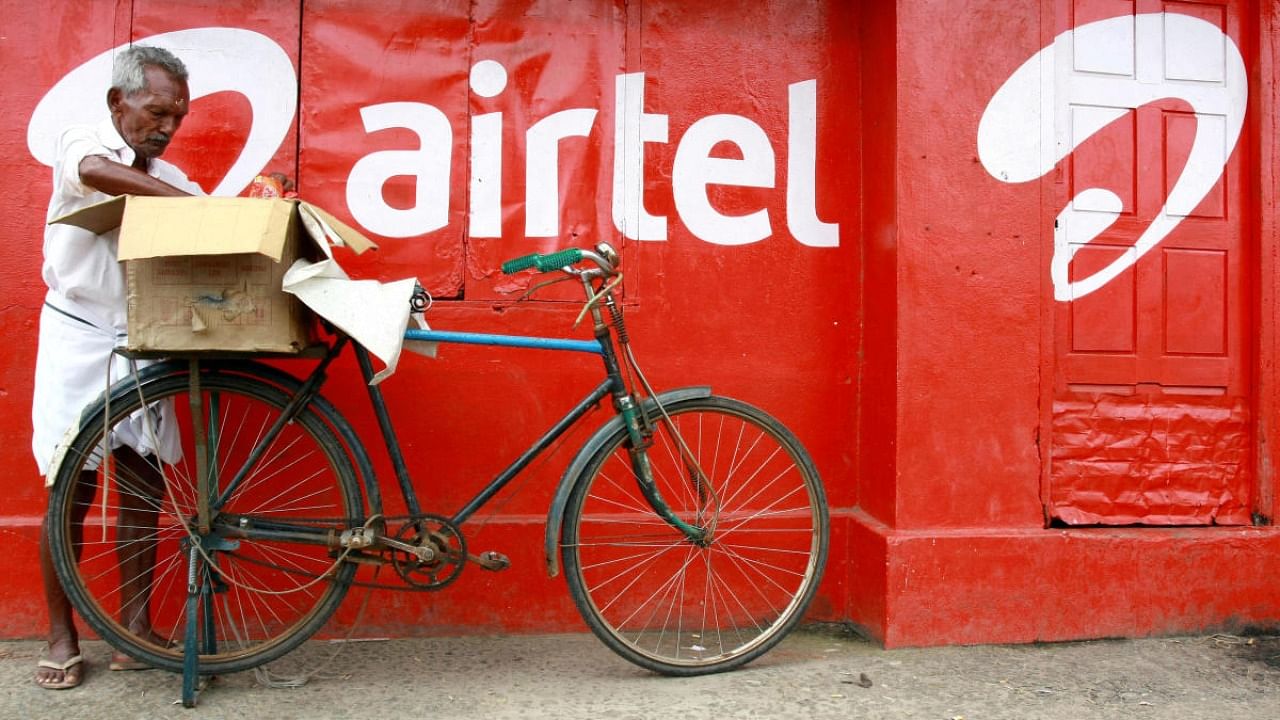 These bills now come in addition to the huge aggregated gross revenue (AGR) and spectrum dues pending by both telcos. Credit: Reuters File Photo