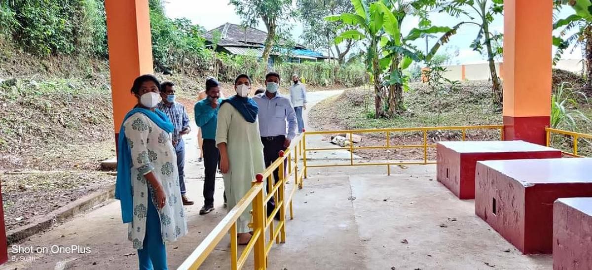 Deputy Commissioner Charulata Somal inspects the arrangements at Pampinakere for the Madikeri Dasara.