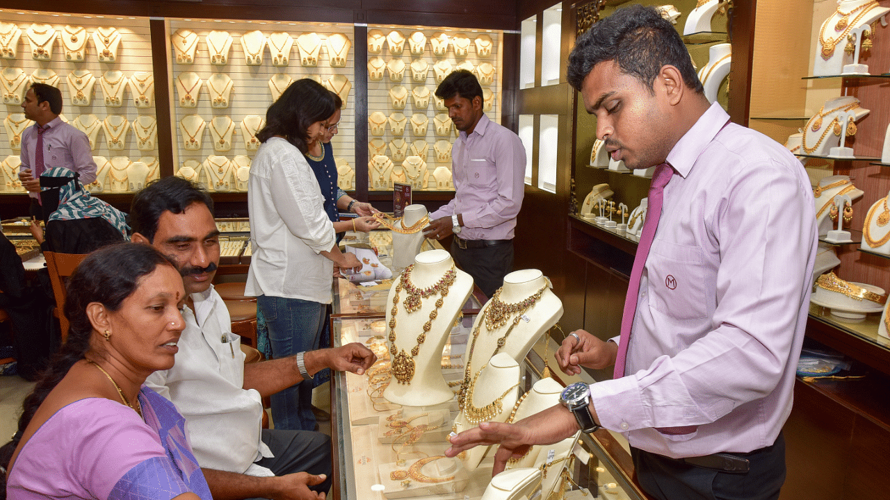 About 60 per cent to 70 per cent of India’s gold consumption is in the form of jewelry. Credit: DH Photo