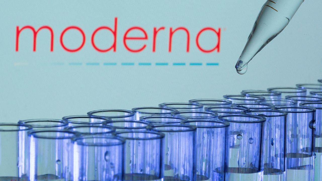 Moderna on Thursday announced plans to invest up to $500 million to build a factory in Africa to make up to 500 million doses of mRNA vaccines each year, including its Covid-19 shot. Credit: Reuters File Photo