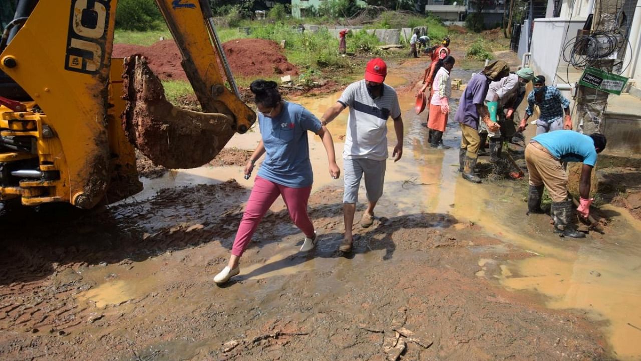 Rains in September last year similarly flooded the houses. Credit: DH Photo