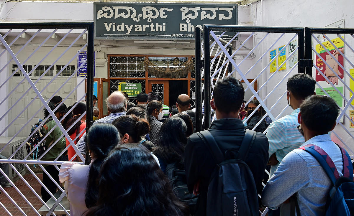 Famous for its dosas, 78-year-old Vidyarthi Bhavan in Gandhi Bazaar only serves tiffin items. PV Photo by Ranju P