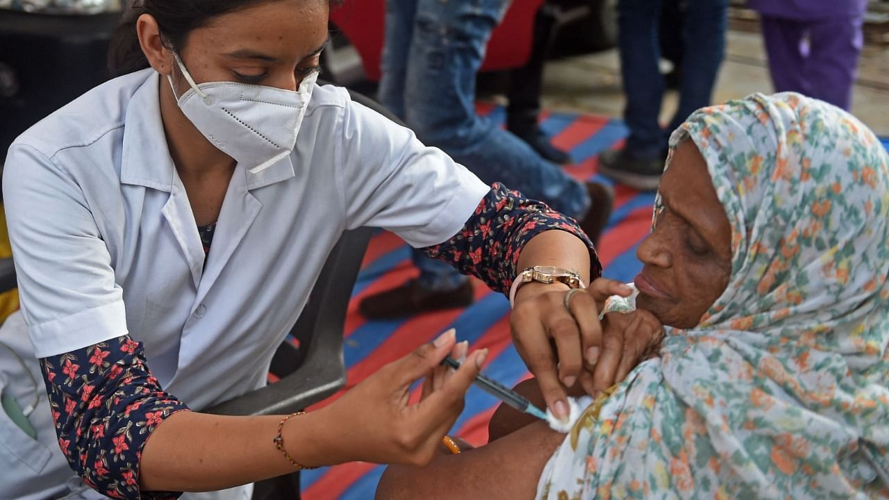 As many as 34.68 lakh people in the state have been administered with the second dose. Credit: AFP File Photo