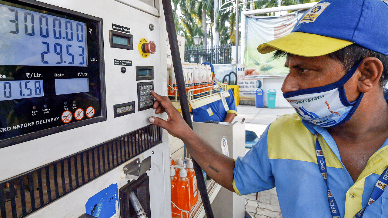 Diesel prices have now increased 19 out of the last 23 days taking up its retail price by Rs 5.95 per litre in Delhi. Credit: PTI Photo
