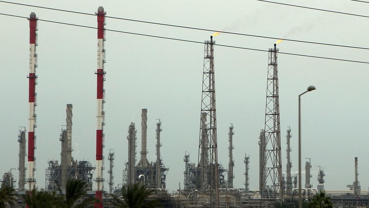  Kuwait's largest oil refinery at the Al-Ahmadi complex. Credit: AFP Photo