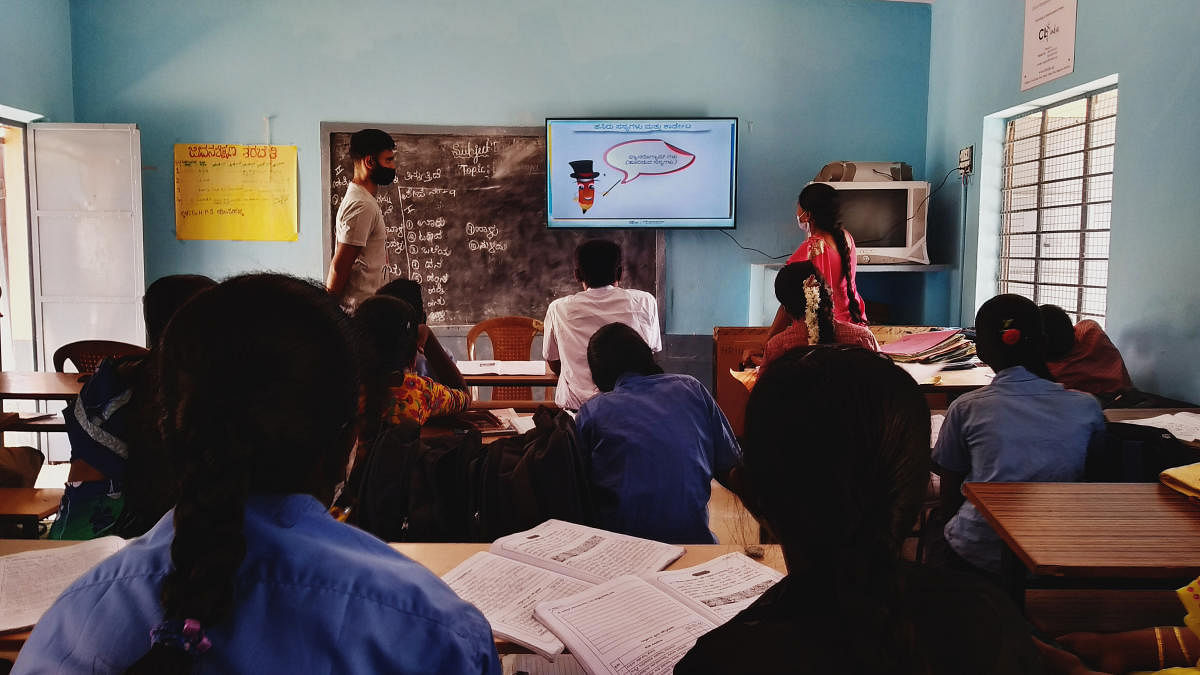A government school in Doddaballapura, Bangalore Rural, makes use of CLT's e-patashale content.