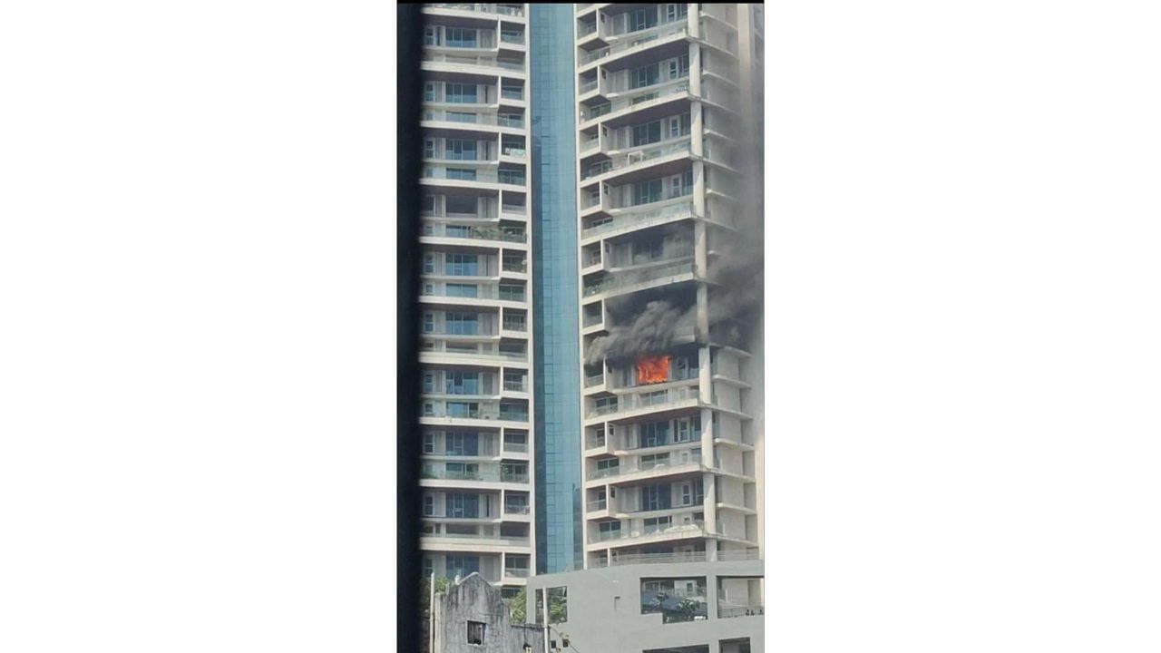 Fire in the Mumbai high-rise Avighna Tower. Credit: Special arrangement