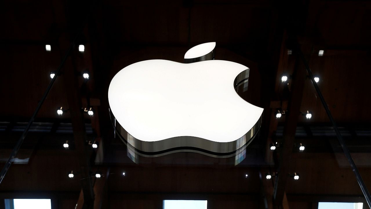 Apple logo at an Apple store in Paris. Credit: Reuters File Photo