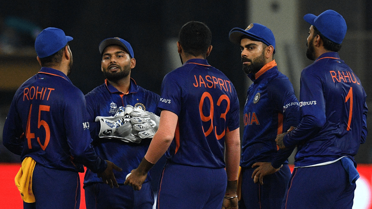 India's Rohit Sharma, Rishabh Pant, Jasprit Bumrah, captain Virat Kohli and KL Rahul discuss during the ICC men’s Twenty20 World Cup. Credit: AFP Photo