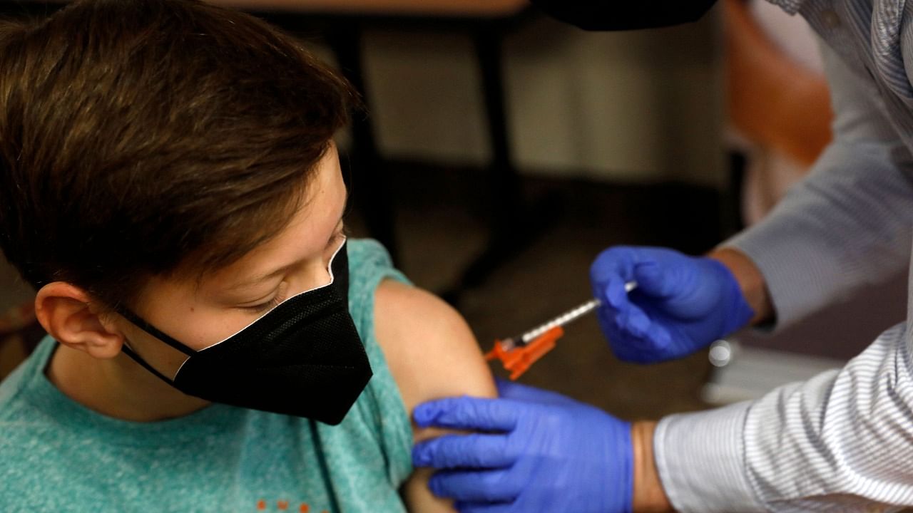 The United States on October 29, 2021 authorized the Pfizer Covid vaccine for children aged five-to-11 after a committee of experts found its benefits outweighed risks. Credit: AFP Photo