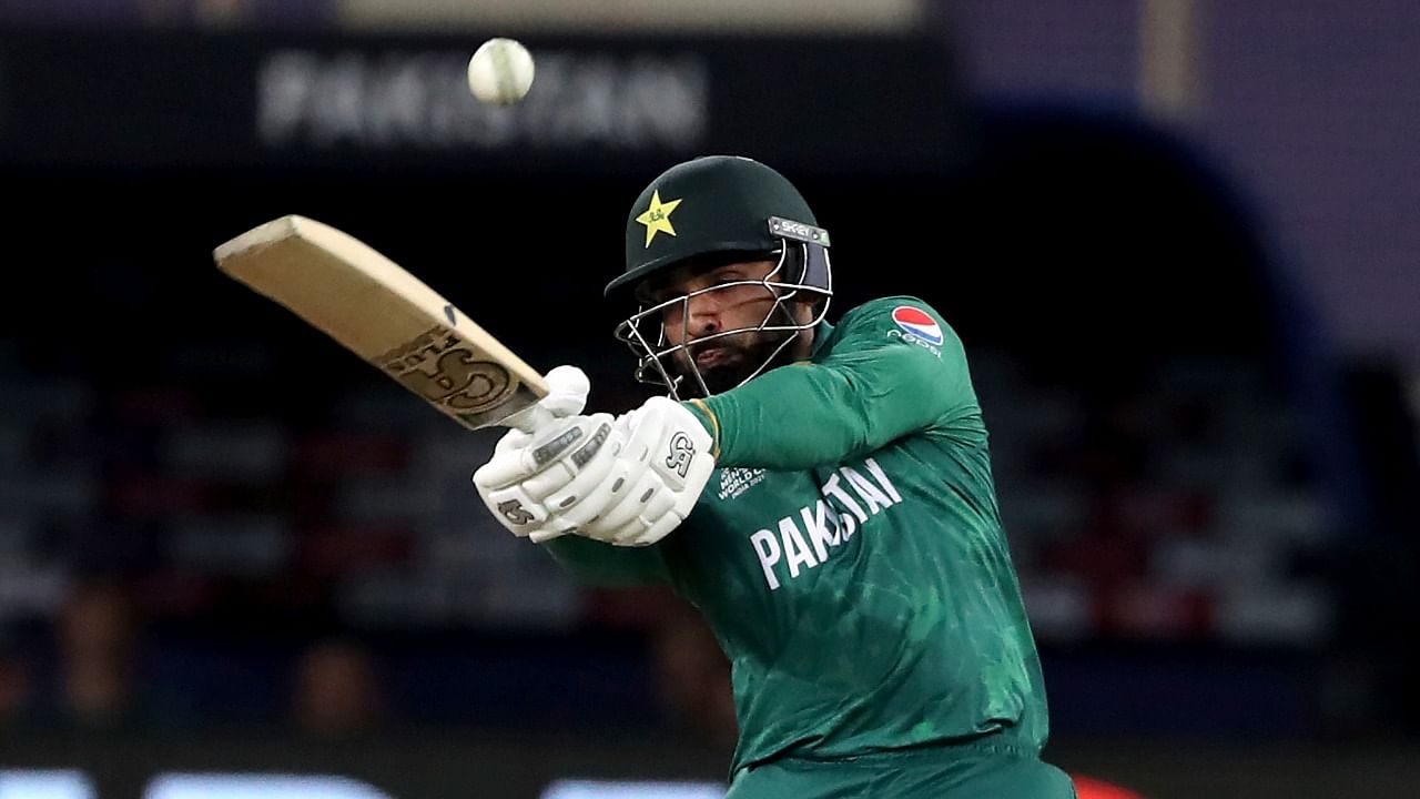 Asif Ali, who was adjudged the Player of the Match, for his unbeaten 25 runs off 7 balls, said he was always confident of getting the runs. Credit: AP/PTI Photo