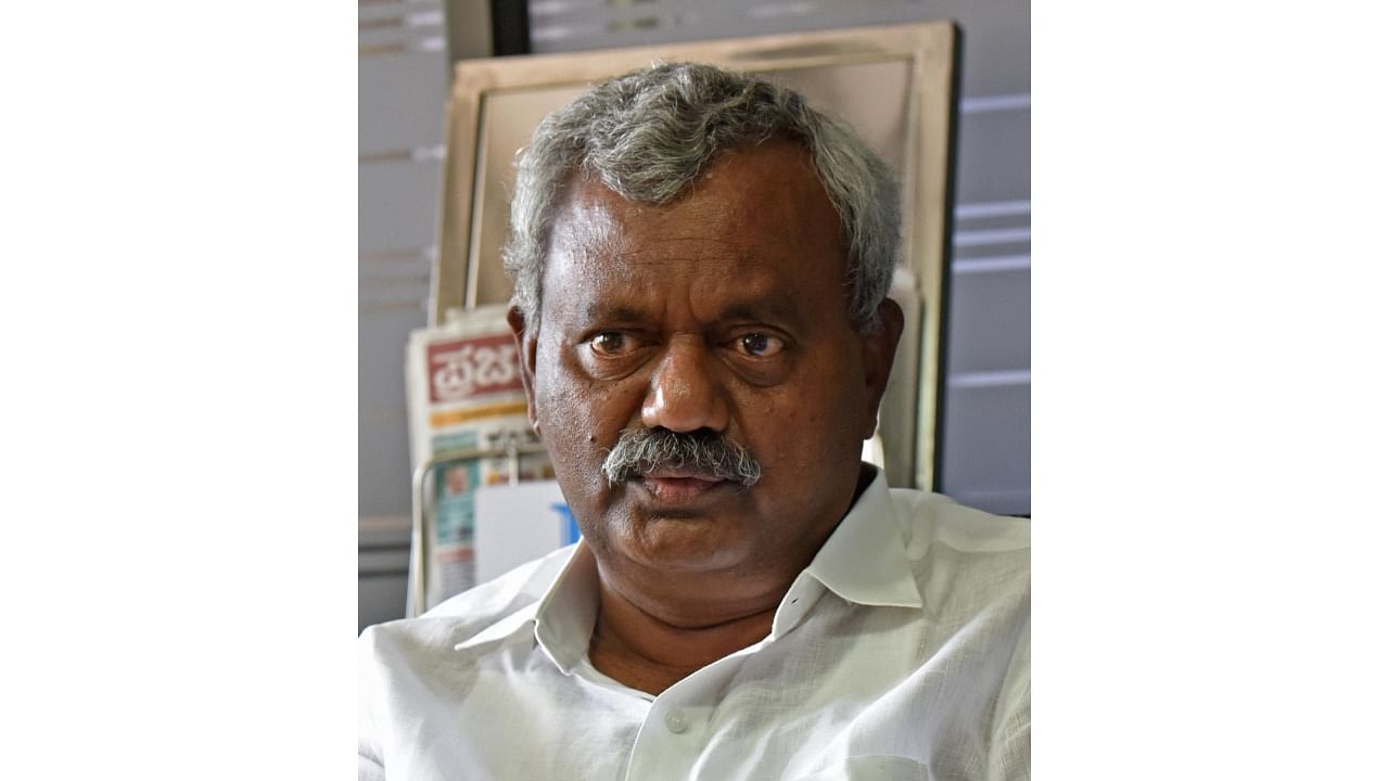 S T Somashekar is the minister for cooperation in the government of Karnataka. Credit: DH PHOTO/M S MANJUNATH
