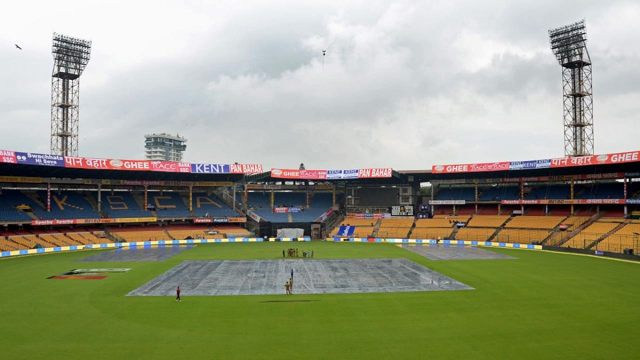 The Karnataka State Cricket Association's (KSCA) Chinnaswamy Stadium. The KSCA was accused of reducing the domicile rule from 15 years to 2 years to favour 'outsiders' in team selections. Credit: DH file photo
