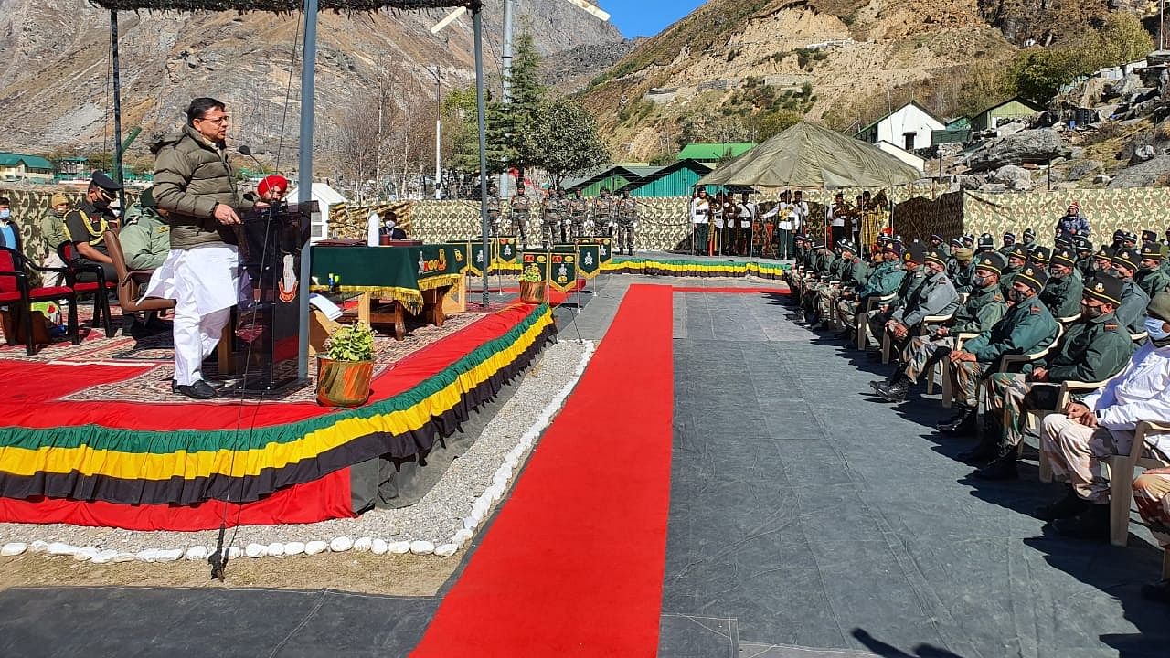 Earlier, the governor and the chief minister were given a guard of honour by the soldiers. Credit: Twitter/@pushkardhami