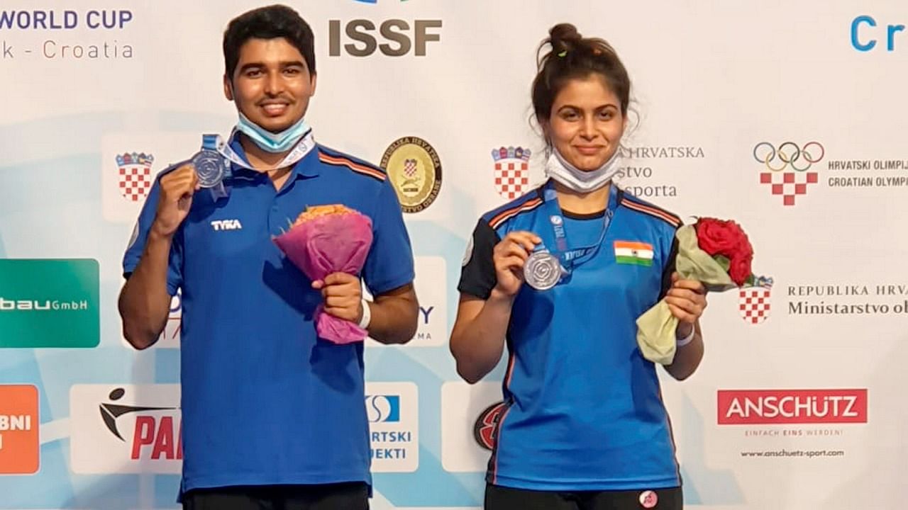 Indian sports shooters Manu Bhaker and Saurabh Chaudhary. Credit: PTI File Photo