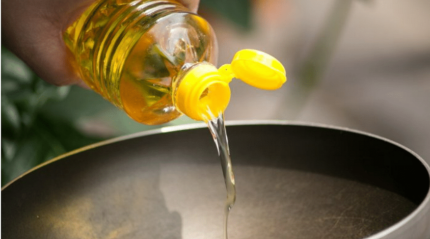 Cooking oil to get cheaper in India. Credit: iStock Photo