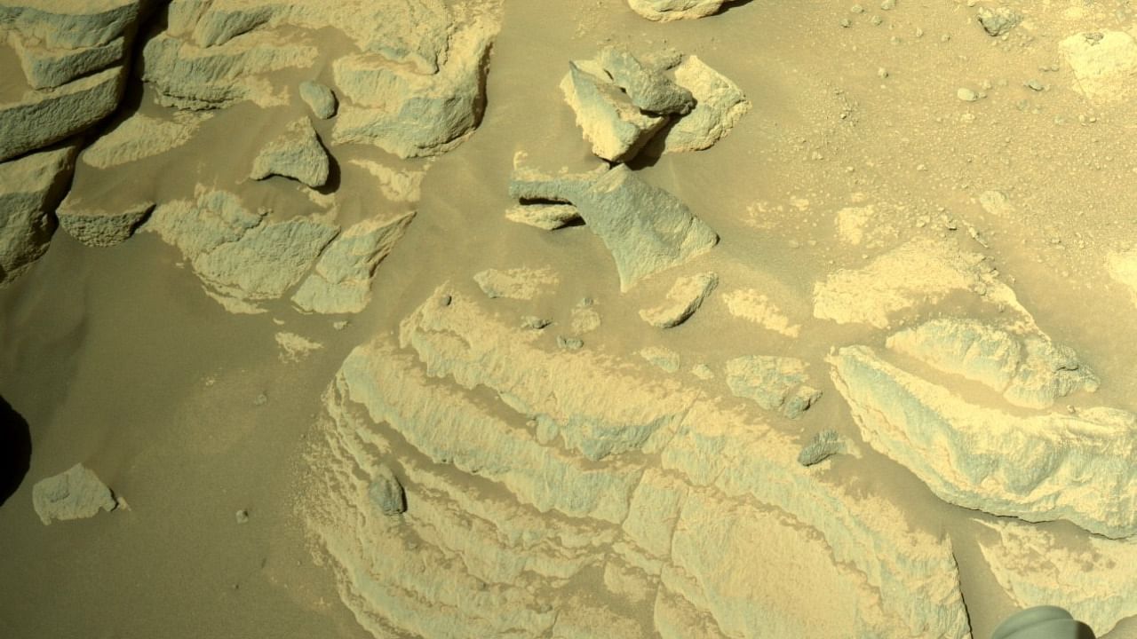 These strikingly layered Mars rocks could also be the Perseverance rover's next sampling target. Credit: Twitter/@NASAPersevere