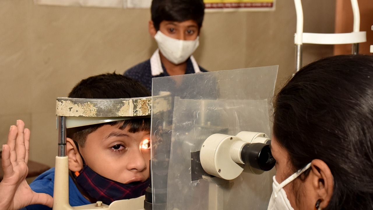 The previous Deepavali saw 23 firecracker-related eye injuries. Credit: DH Photo/BK Janardhan