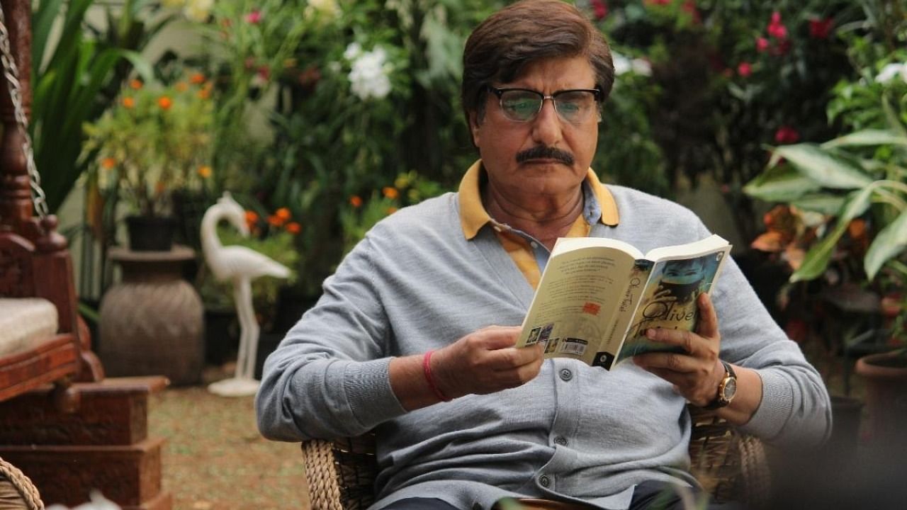 Raj Babbar seen in Habib Faisal's 'Dil Bekaraar'. Credit: IANS Photo