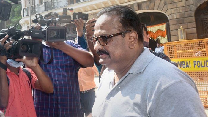 Zonal Director of NCB Mumbai Sameer Wankhede's father Dhyandev Wankhede arrives at NCB office, in Mumbai, Friday. Credit: PTI File Photo