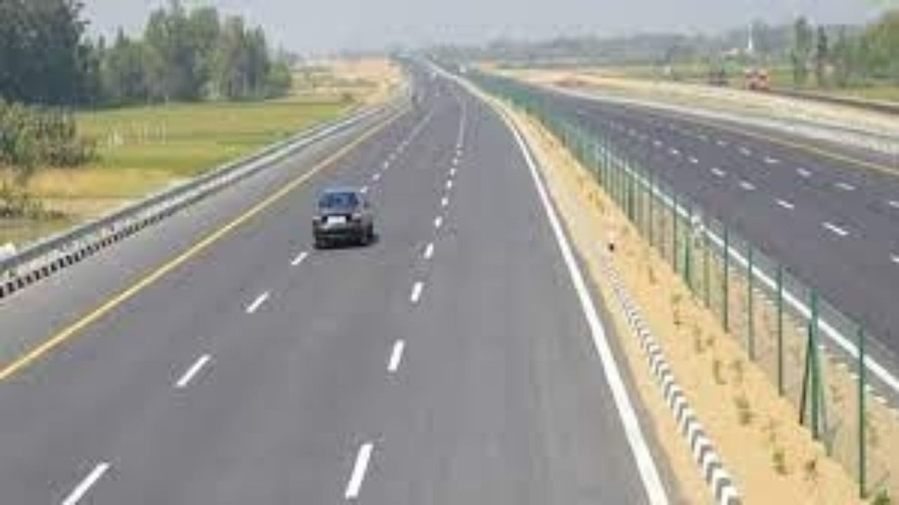Purvanchal Expressway. Credit: IANS Photo