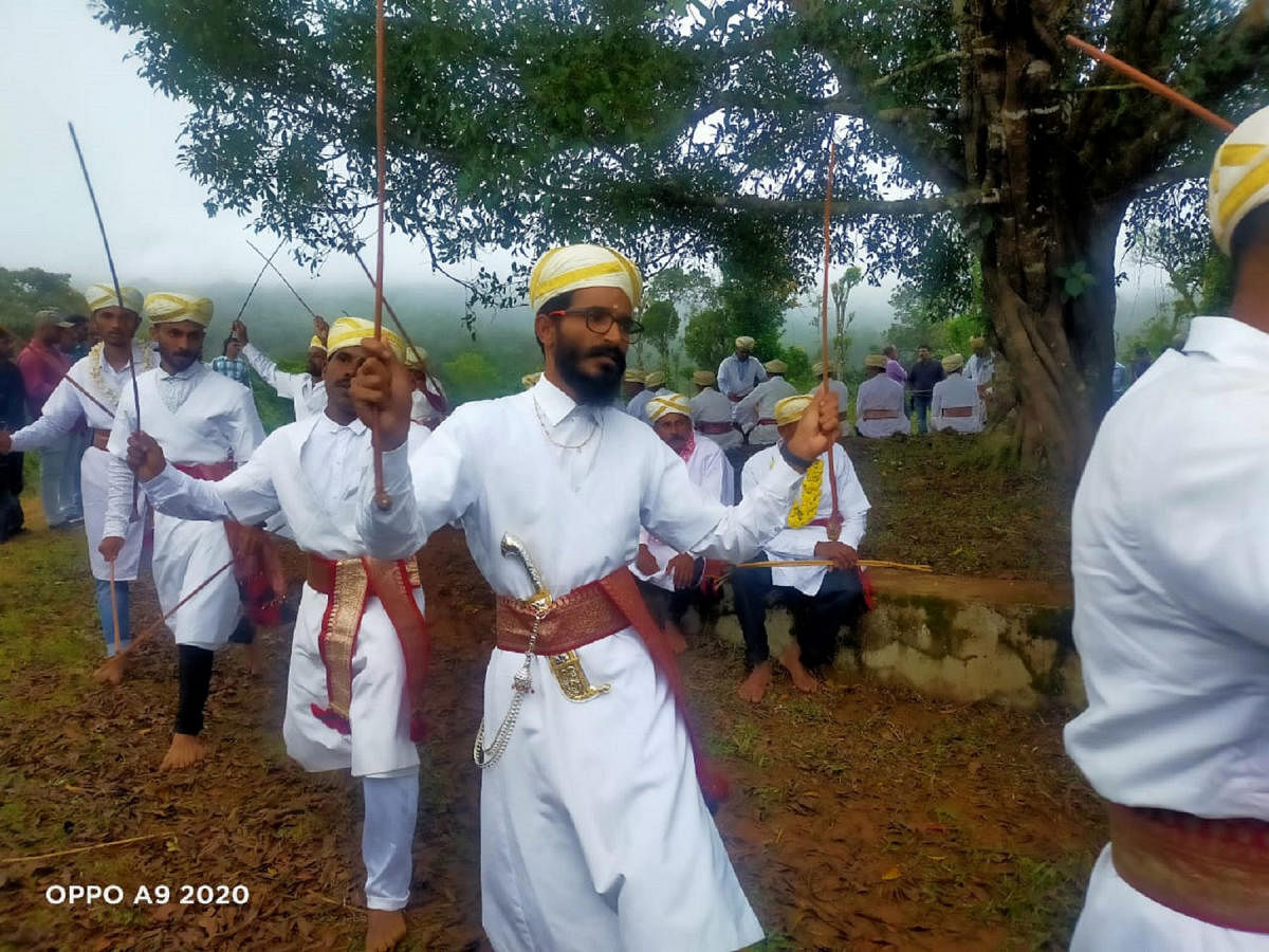 Huthari Kolata was held at Kolmand near Bhagamandala.