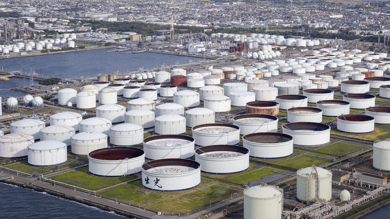 An aerial view shows an oil factory of Idemitsu Kosan Co. in Ichihara, east of Tokyo, Japan. Credit: Reuters Photo