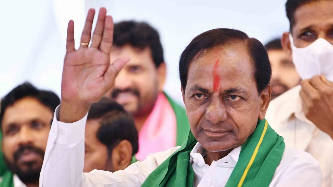 Chief Minister K Chandrashekhar Rao along with some of his cabinet colleagues and senior officials have been camping in the national capital on the issues on paddy purchase and others. Credit: IANS Photo