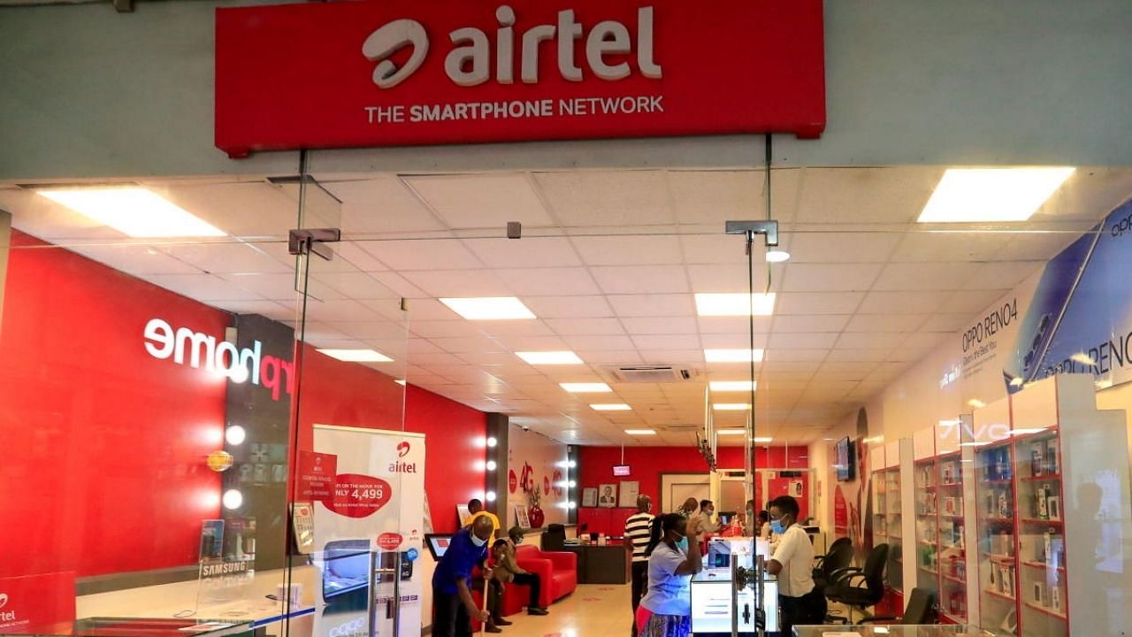 Airtel had announced 20 to 25 per cent tariff hikes for various prepaid offerings, including tariffed voice plans, unlimited voice bundles and data top-ups, and the new rates came into effect from Friday. Credit: Reuters File Photo