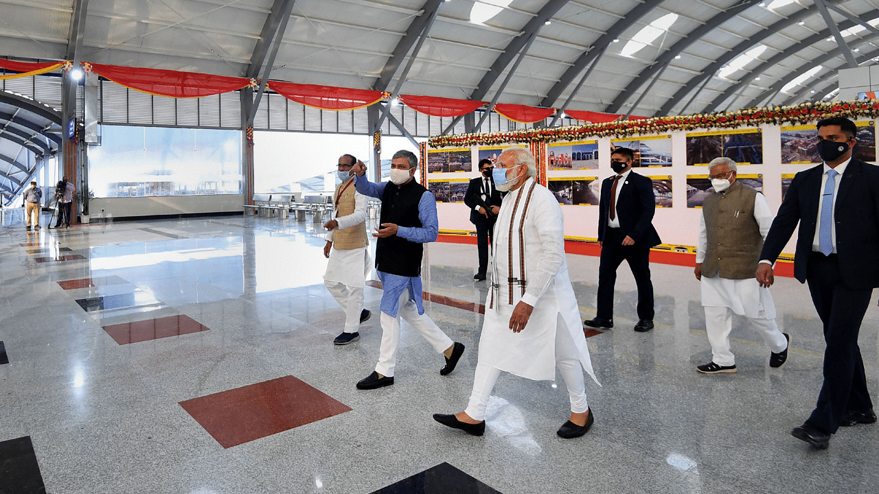 Prime Minister Narendra Modi during the dedication of the redeveloped Rani Kamalapati Railway Station. Credit: PTI Photo 
