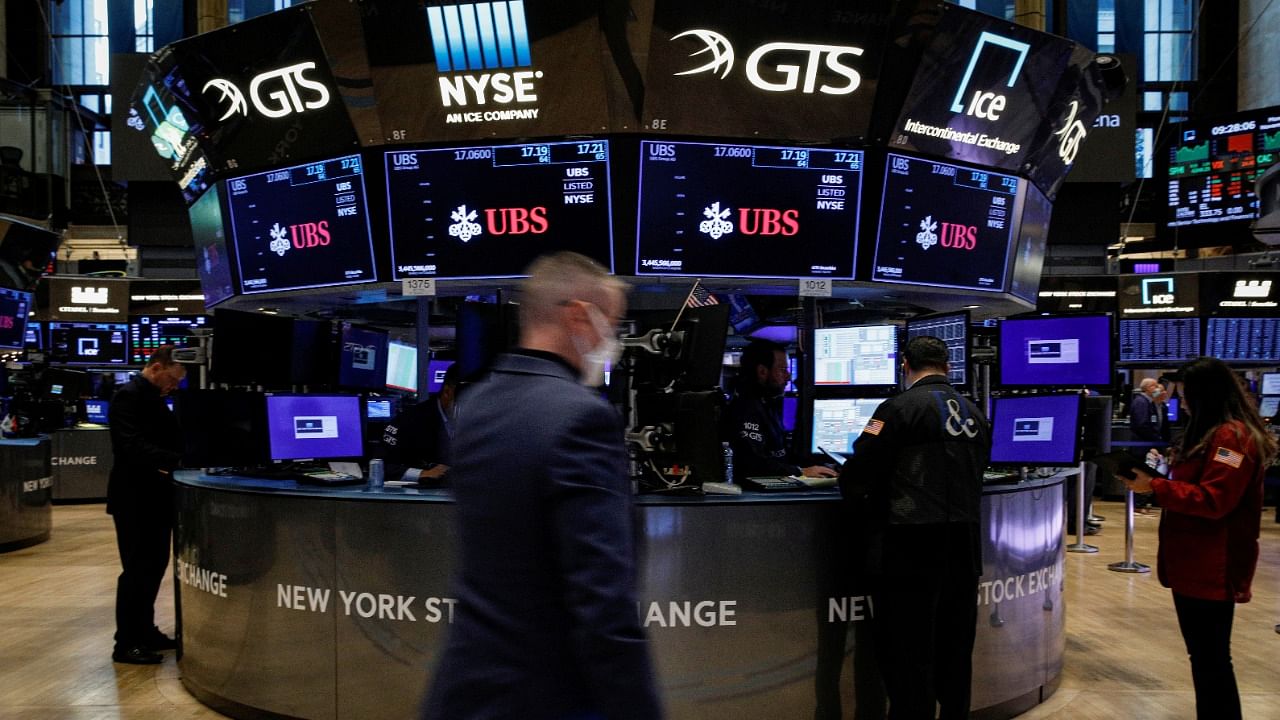 Traders on the floor of the NYSE. Credit: Reuters Photo