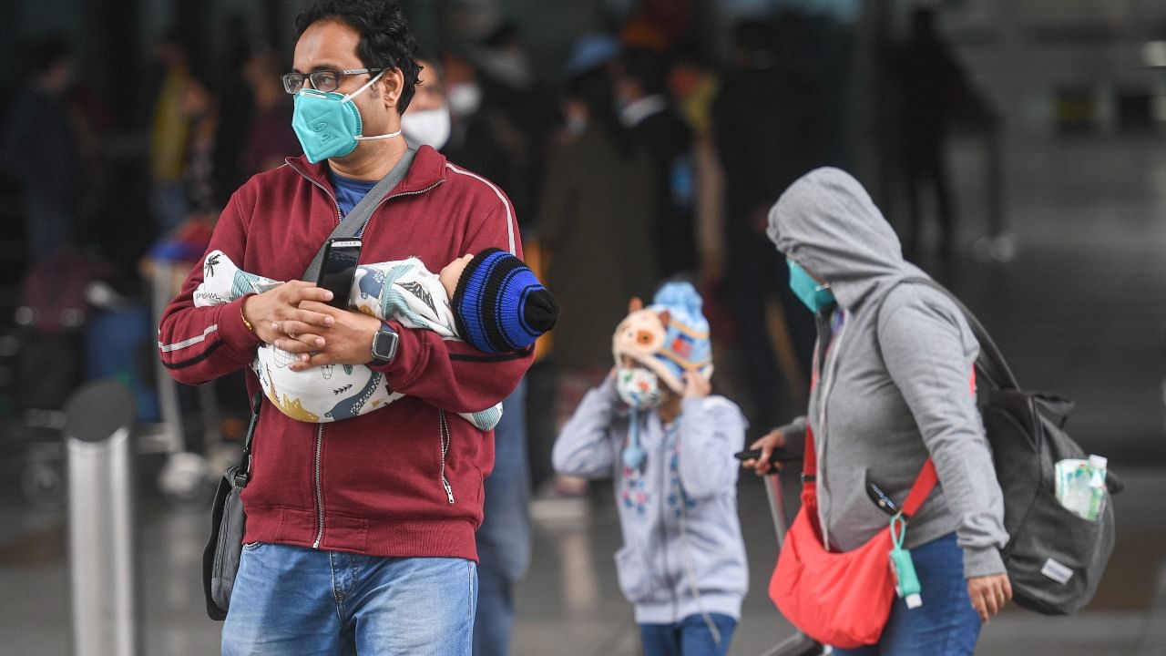 Although cases of the Covid-19 Omicron variant are yet to be confirmed in India, 10 from 'at-risk' nations have tested positive for the virus. Credit: PTI Photo