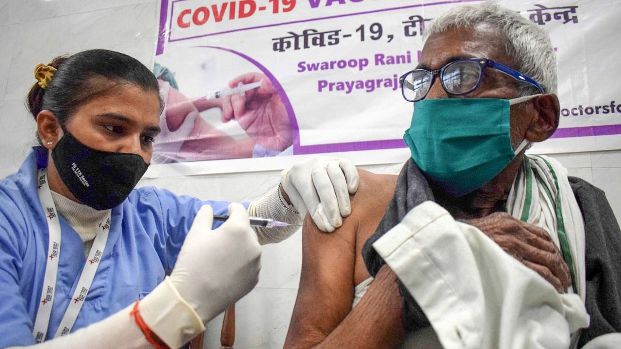 More than one crore vaccine doses have been administered till 8.15 pm on Saturday. Credit: PTI File Photo