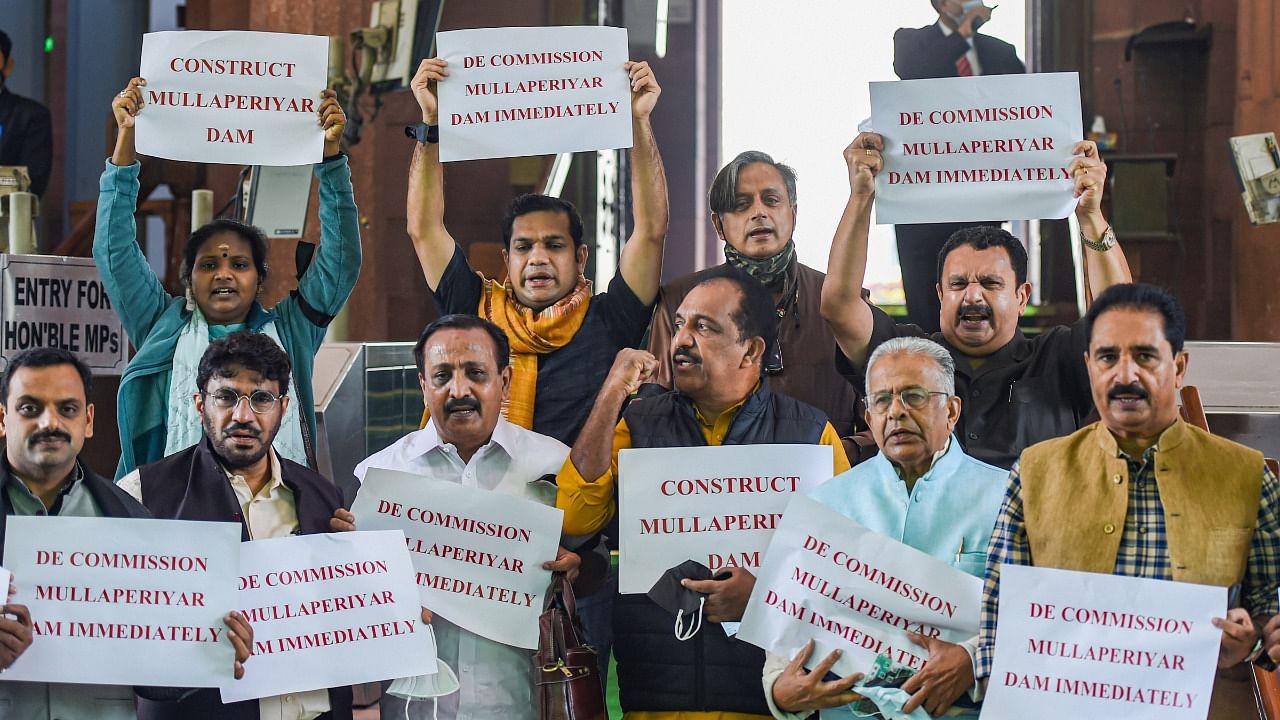 Kerala MPs protest, calling for decommissioning of the Mullaperiyar dam over safety concerns. Credit: PTI Photo
