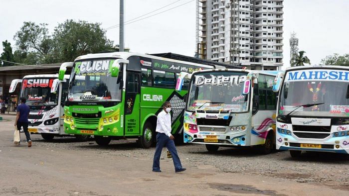 According to a press release, issued by Regional Transport Officer (RTO) J P Gangadha, all private bus operators should collect fares fixed by the authority. Credit: DH File Photo