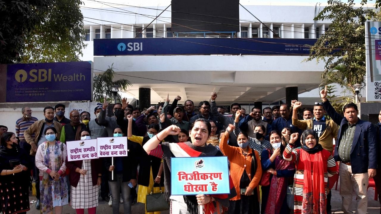 Shutters of many branches of PSBs like State Bank of India (SBI), Punjab National Bank and Bank of India were down on Thursday with a message informing customers about the strike. Credit: IANS Photo
