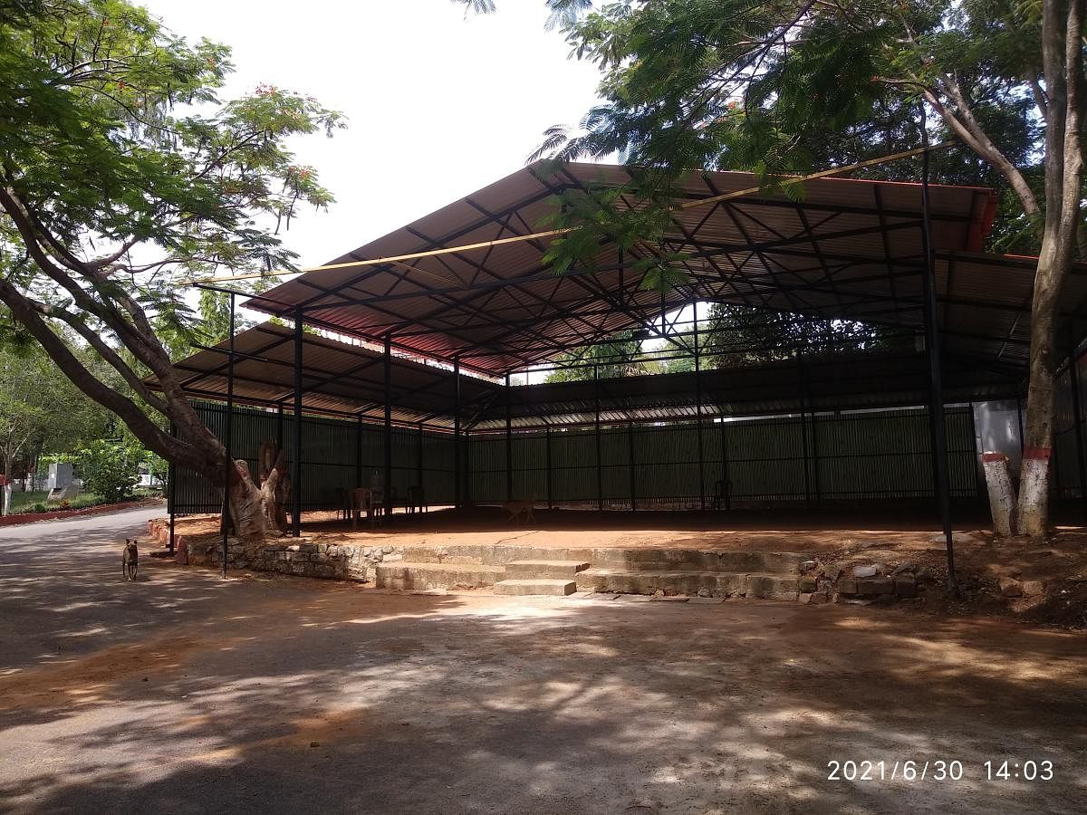 BV Karanth Ranga Chavadi, the open-air theatre at Rangayana in Mysuru. DH FILE PHOTO