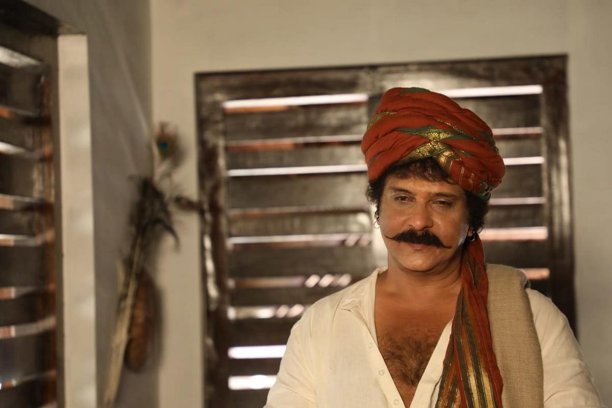 Ravichandra V in 'Kannadiga'.