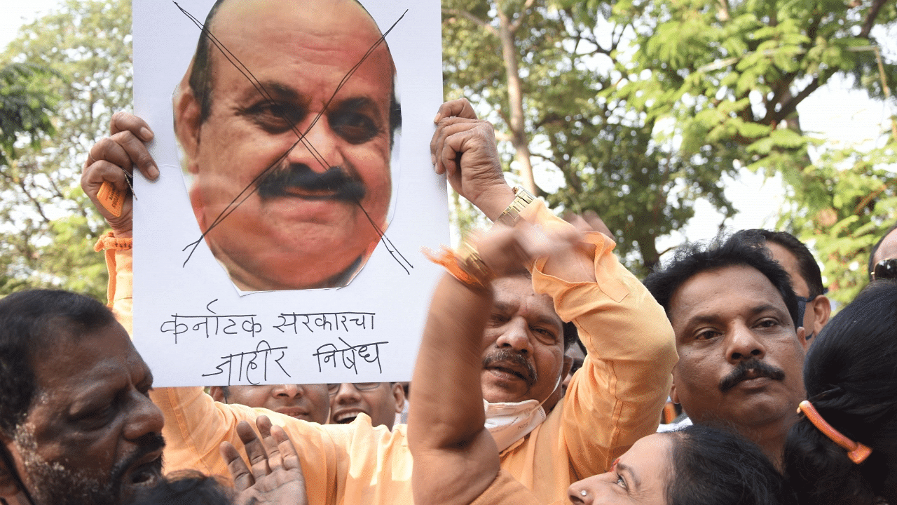 Shiv Sena workers protest against Karnataka CM Basavaraj Bomai over the alleged desecration of Chhatrapati Shivaji Maharaj's statue in Bengaluru. Credit: IANS Photo