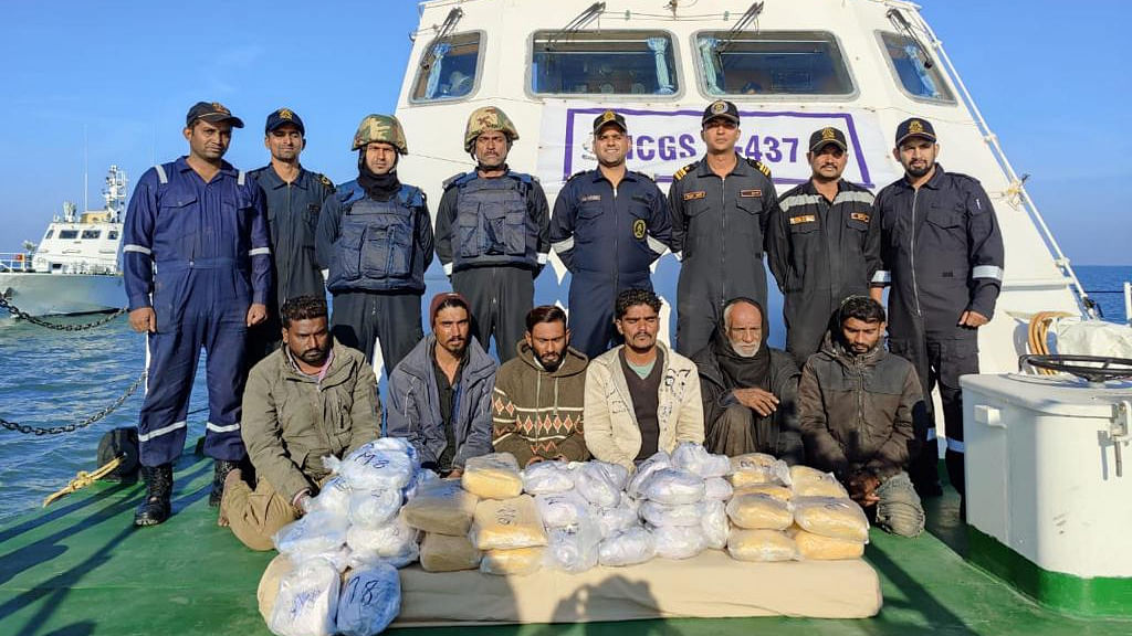 ATS and security agencies believe that "smuggling activities through the sea route have increased in the past several years primarily due to land-border trade halt between India and Pakistan." Credit: Defense PRO