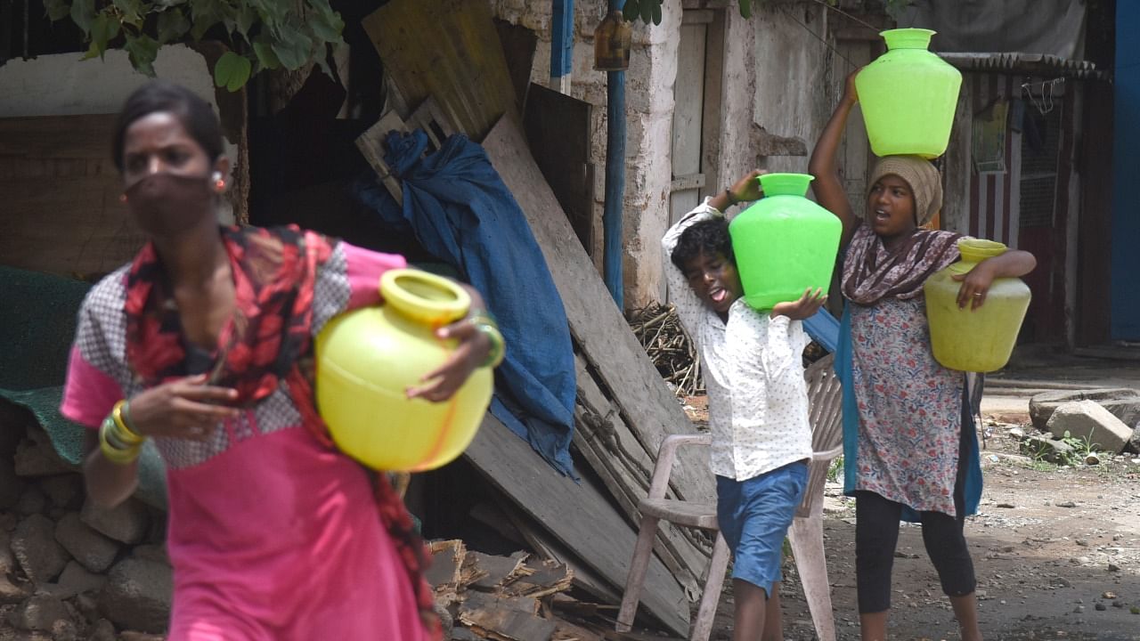 There are still five states where fewer than 25 per cent of households have tap water connections. Credit: DH File Photo