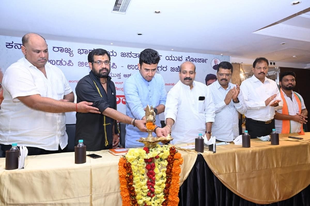 MP and BJP Yuva Morcha national president Tejasvi Surya inaugurates a debate in Manipal.