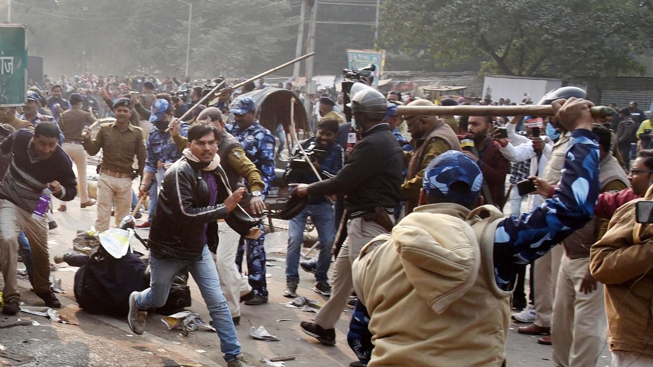 The protesters refused to vacate the place leading to a scuffle between them and the police. Credit: PTI Photo
