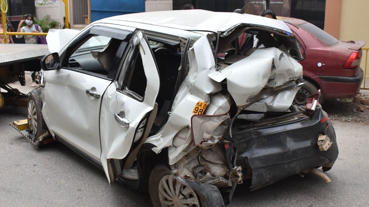 Data related to accidents between 2001 and 2017 in the city states 800 people annually perish in road fatalities. Credit: DH File Photo/B K Janardhan