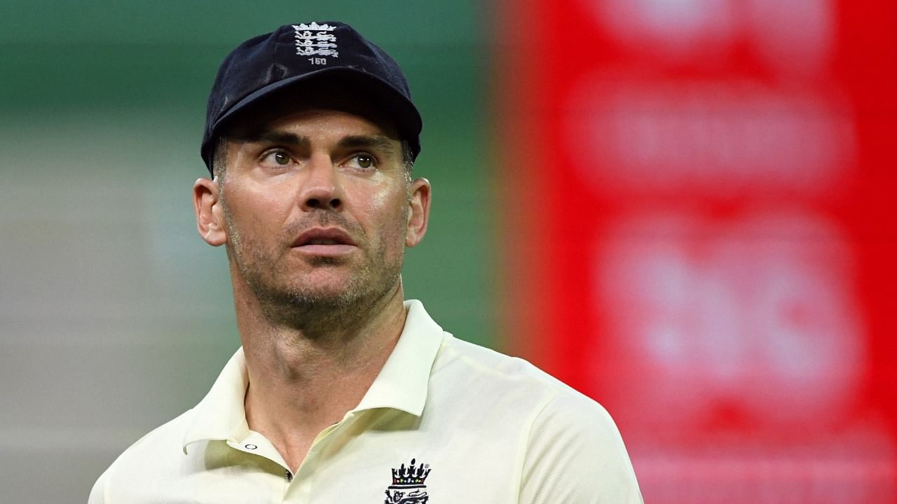 The veteran seamer, who is playing in his 10th Ashes series, called on more experienced players in the England squad to boost the team's morale. Credit: Reuters Photo