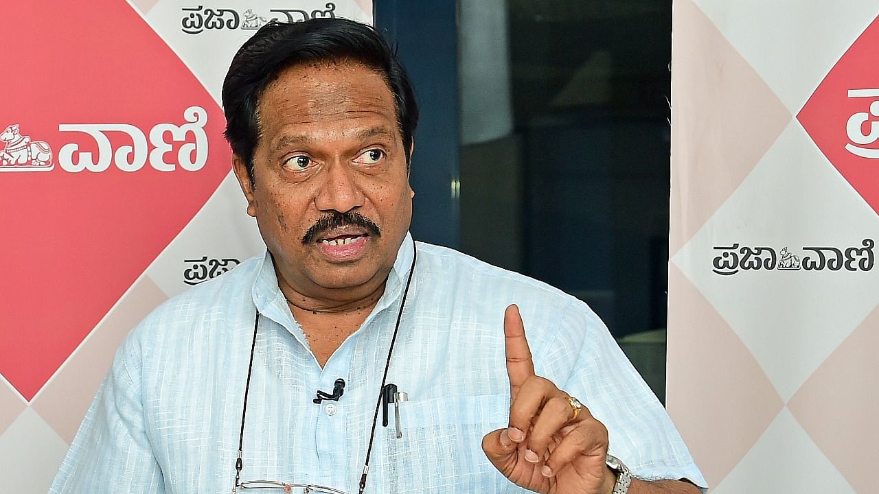 Kannada Development Authority chief T S Nagabharana. Credit: DH File Photo